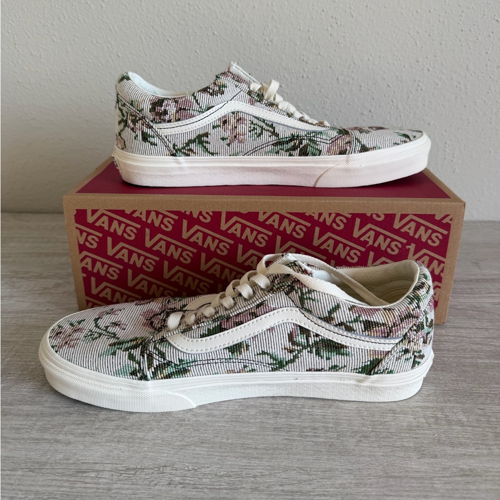 Vans Size 10 Men’s Old Skool Tapestry Floral Marshmallow VN000CP5CCZ Sneakers